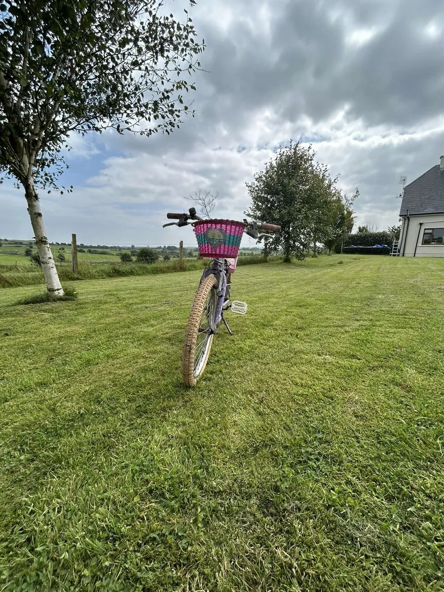 Kids bike. - Image 2