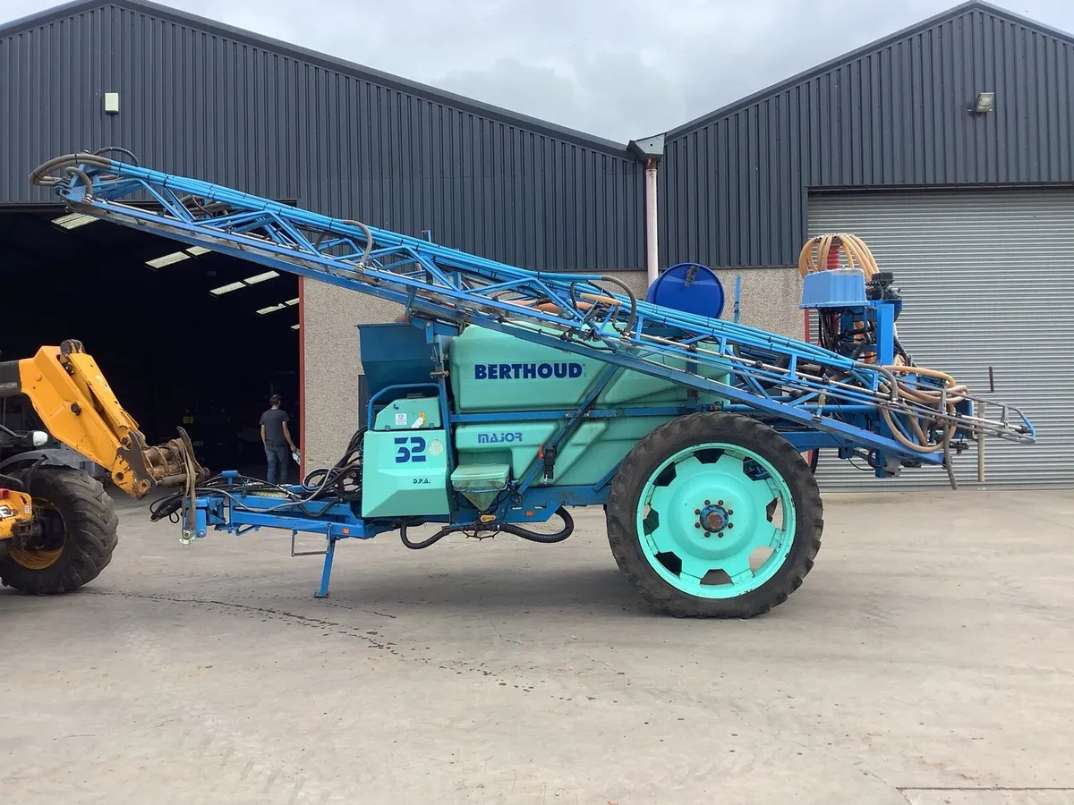 Berthood Sprayer - Image 1