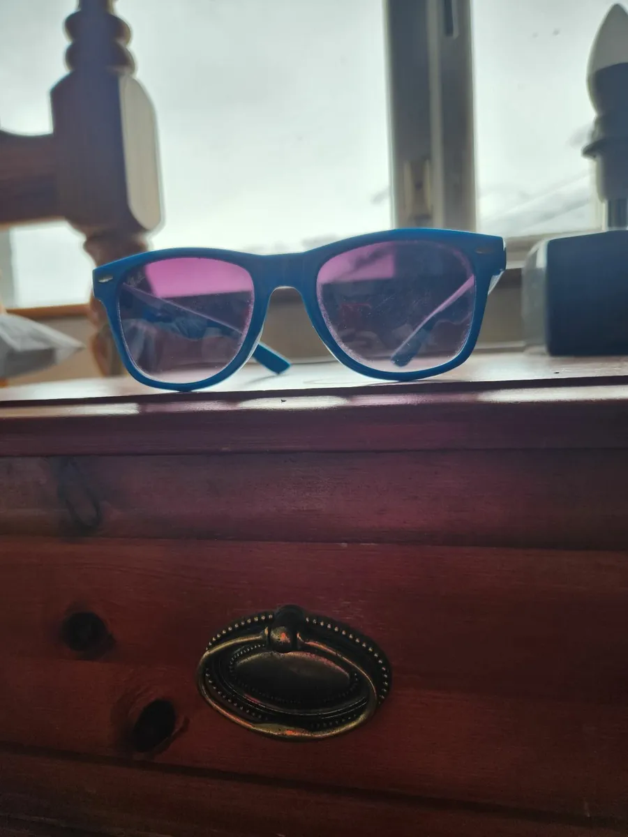 Kids Sunglasses - Image 1