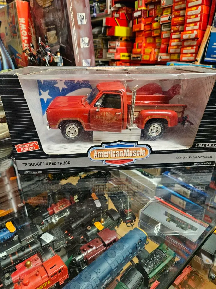 Corgi ERTL Dodge Truck 1978 1:18 - Image 1