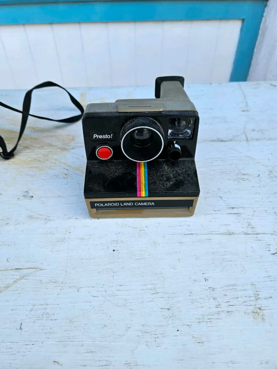 Vintage Polaroid Land Camera - Image 1