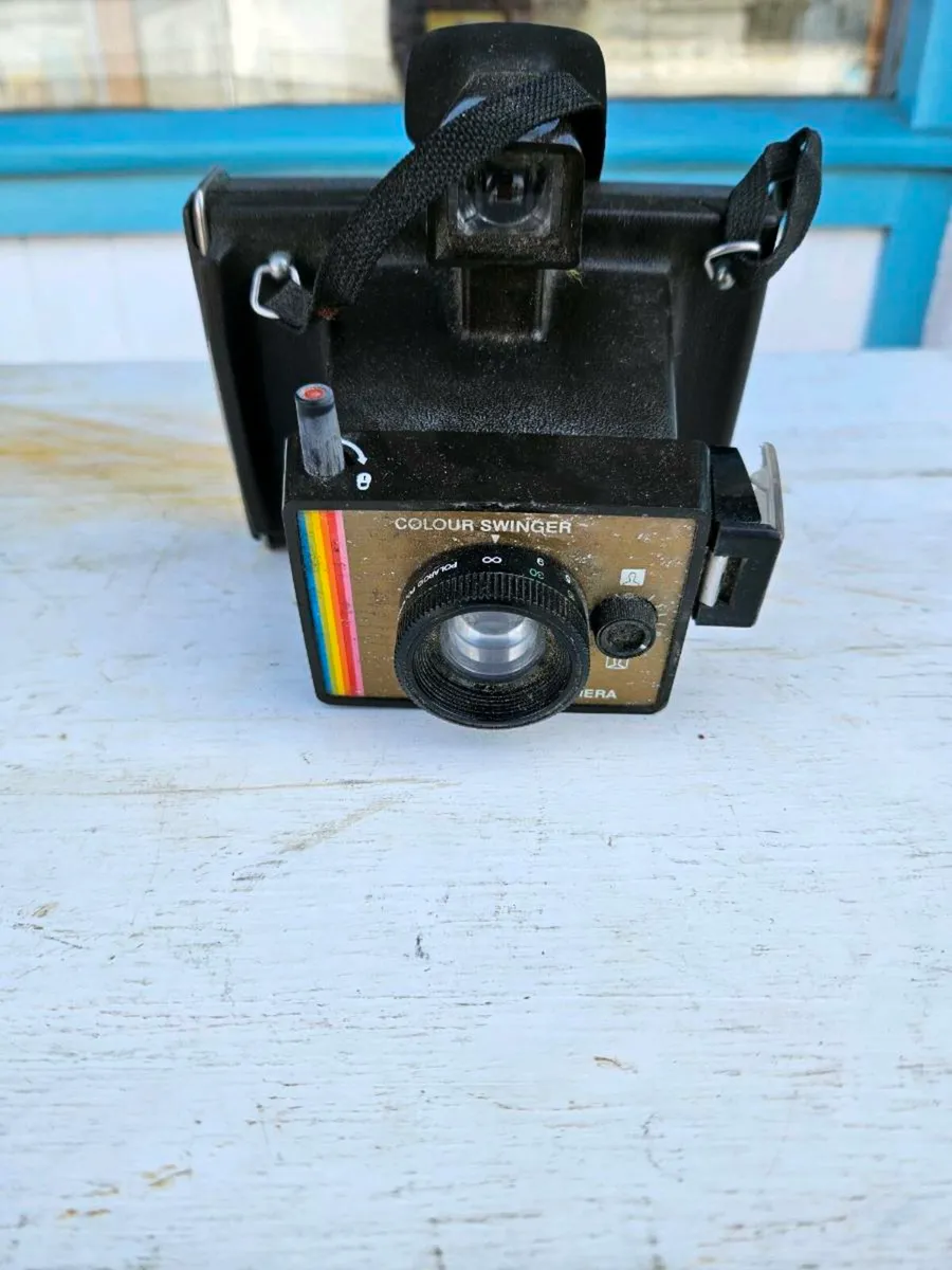 Vintage Polaroid Camera - Image 1