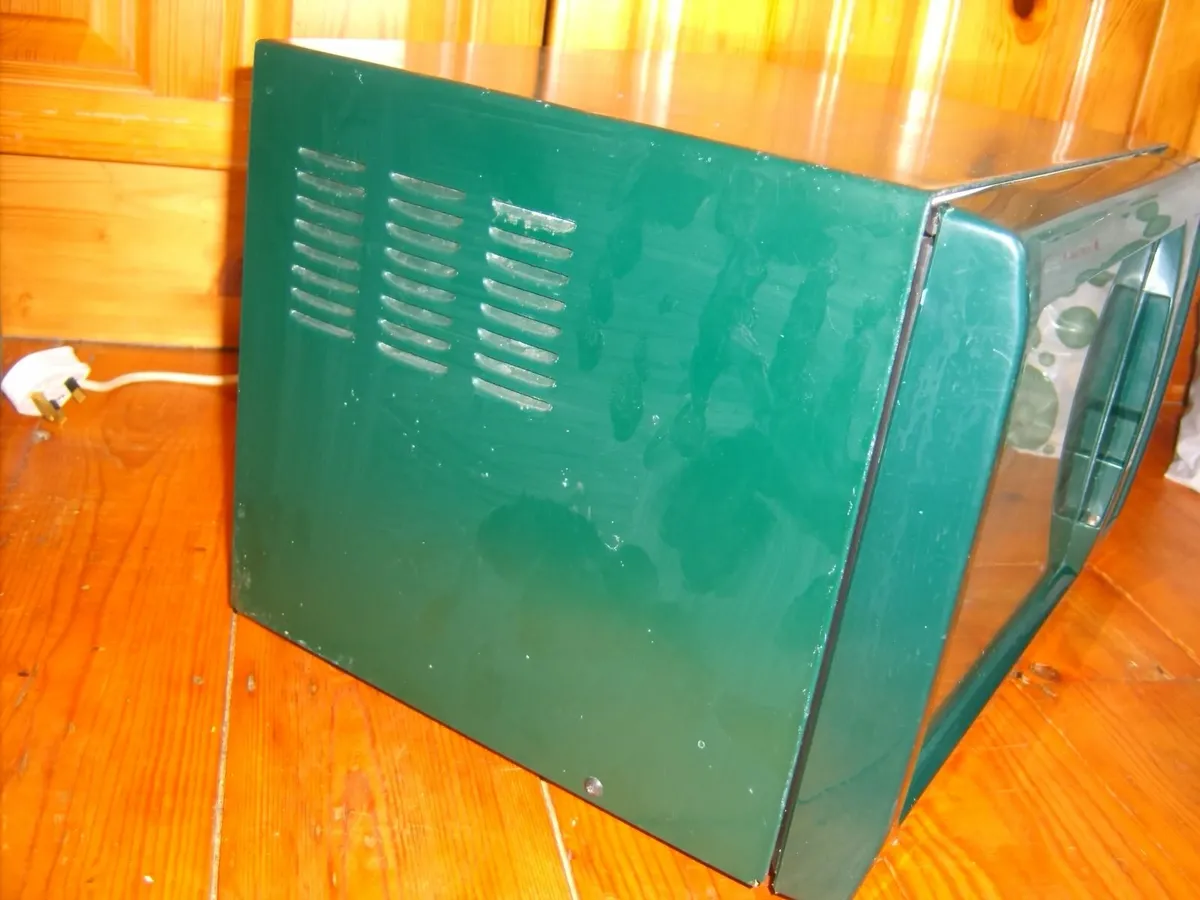 microwave - Image 2