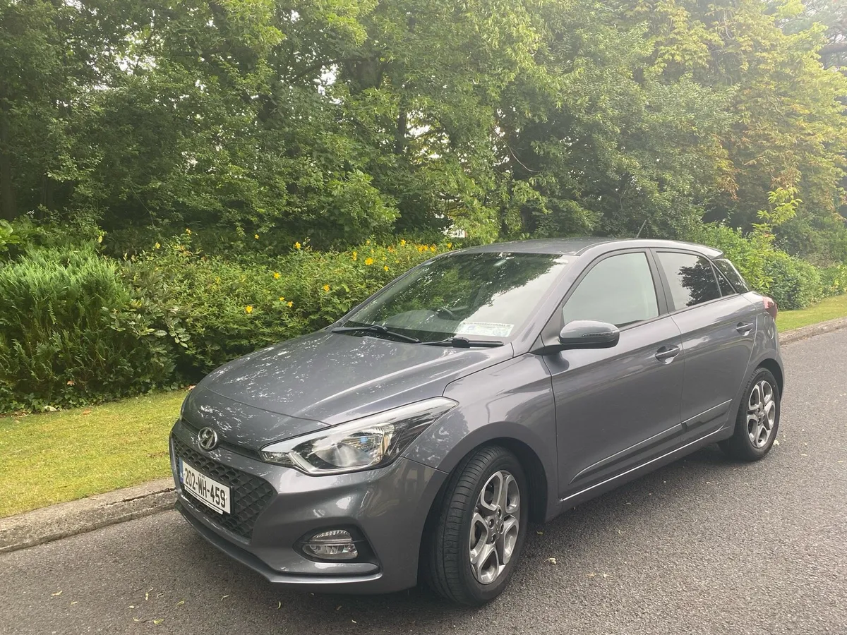 Hyundai i20 Deluxe (2020) - Image 3