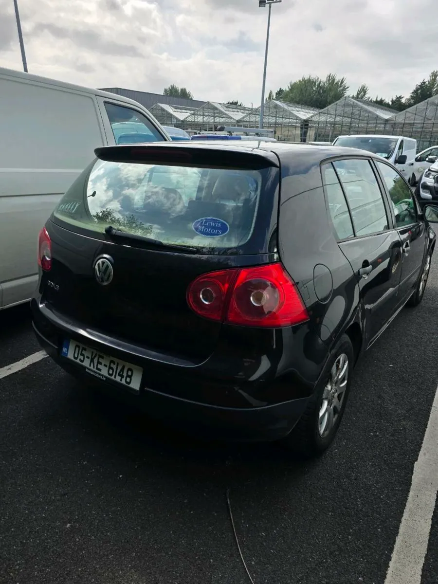 Volkswagen golf - Image 2