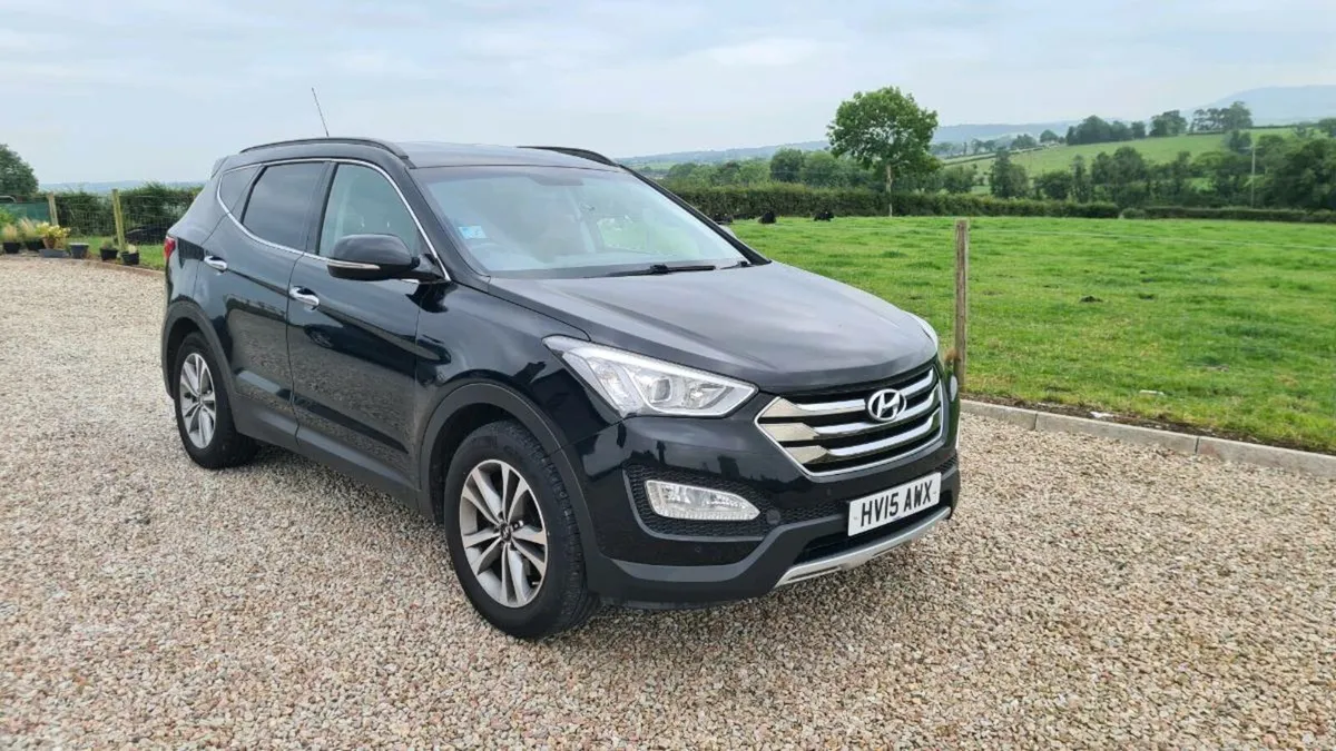 Hyundai santa fe 2015 - Image 2