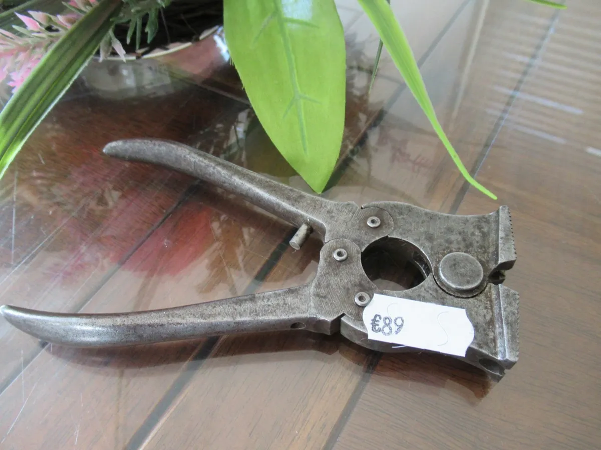 tool antique vintage ornament piano wire   RARE - Image 1