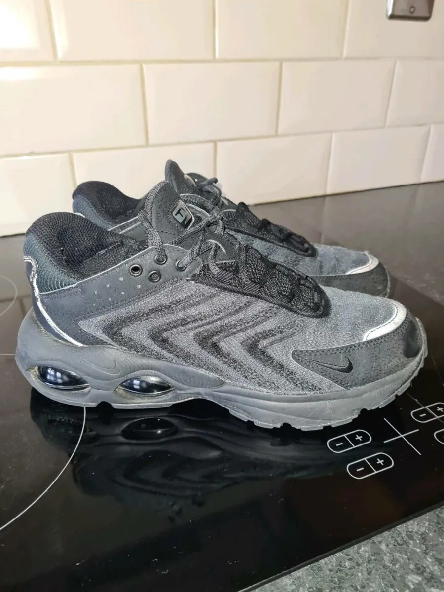 Nike tw - Image 1