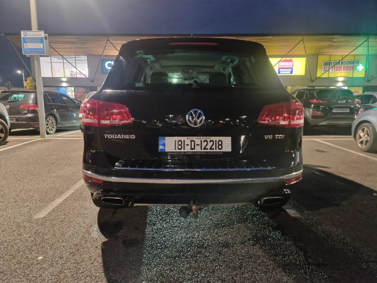 Volkswagen Touareg 2018 - Image 2