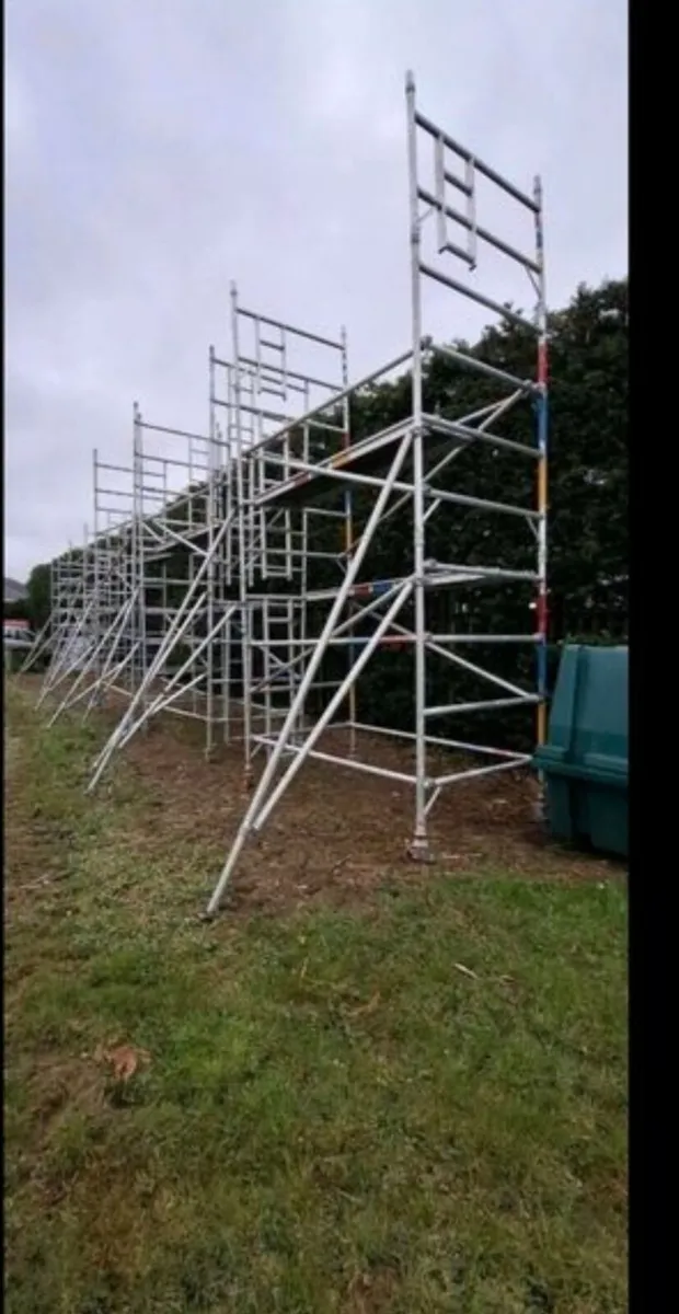 Scaffolding Tower-- 17ft High one left - Image 4