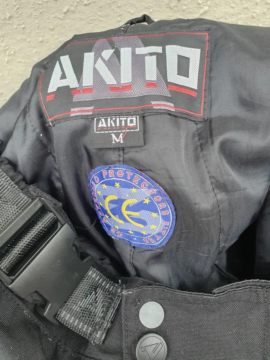 Motorbike gear deal - Image 4