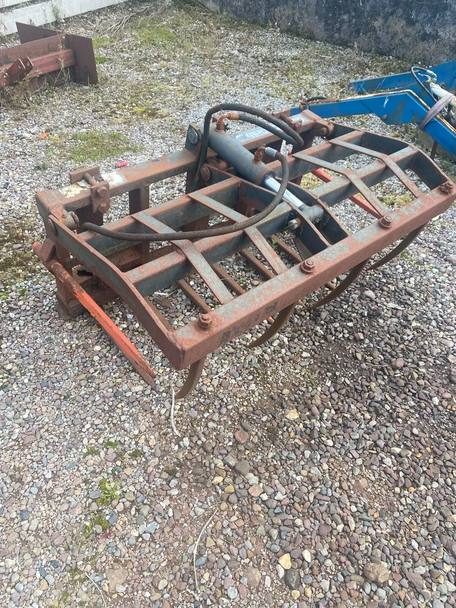 Ford Tractor Windows…Doors…. Loaders - Image 4