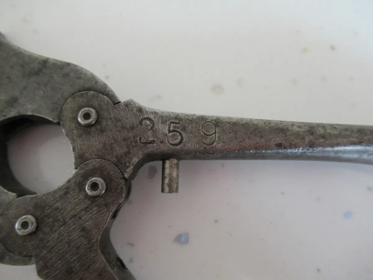 tool antique vintage ornament piano wire   RARE - Image 3