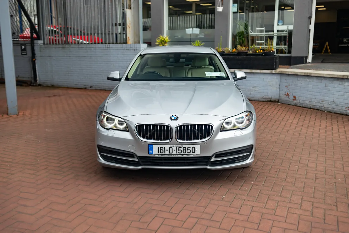 BMW 5-Series 2016 - Image 2