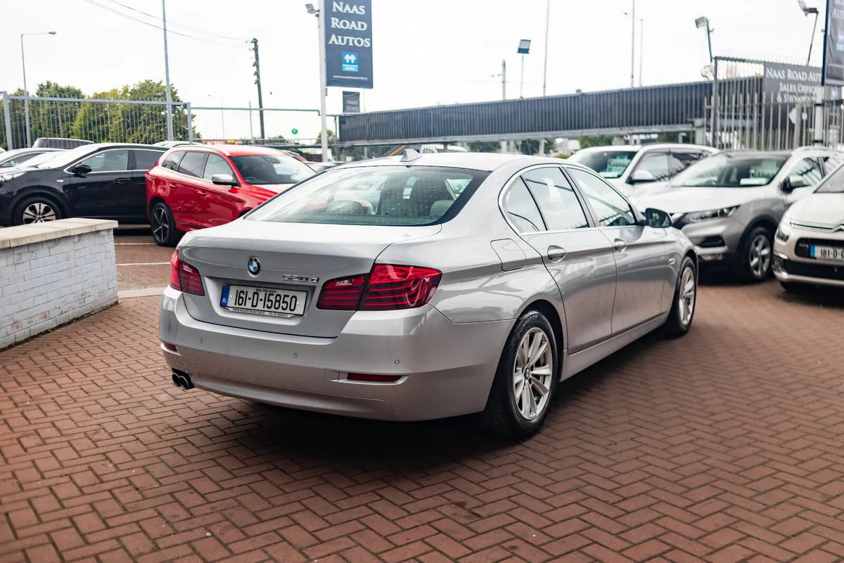 BMW 5-Series 2016 - Image 4