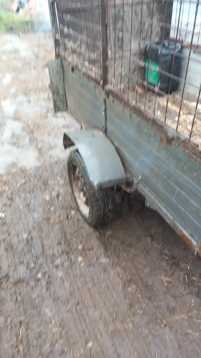 Trailer - Image 4