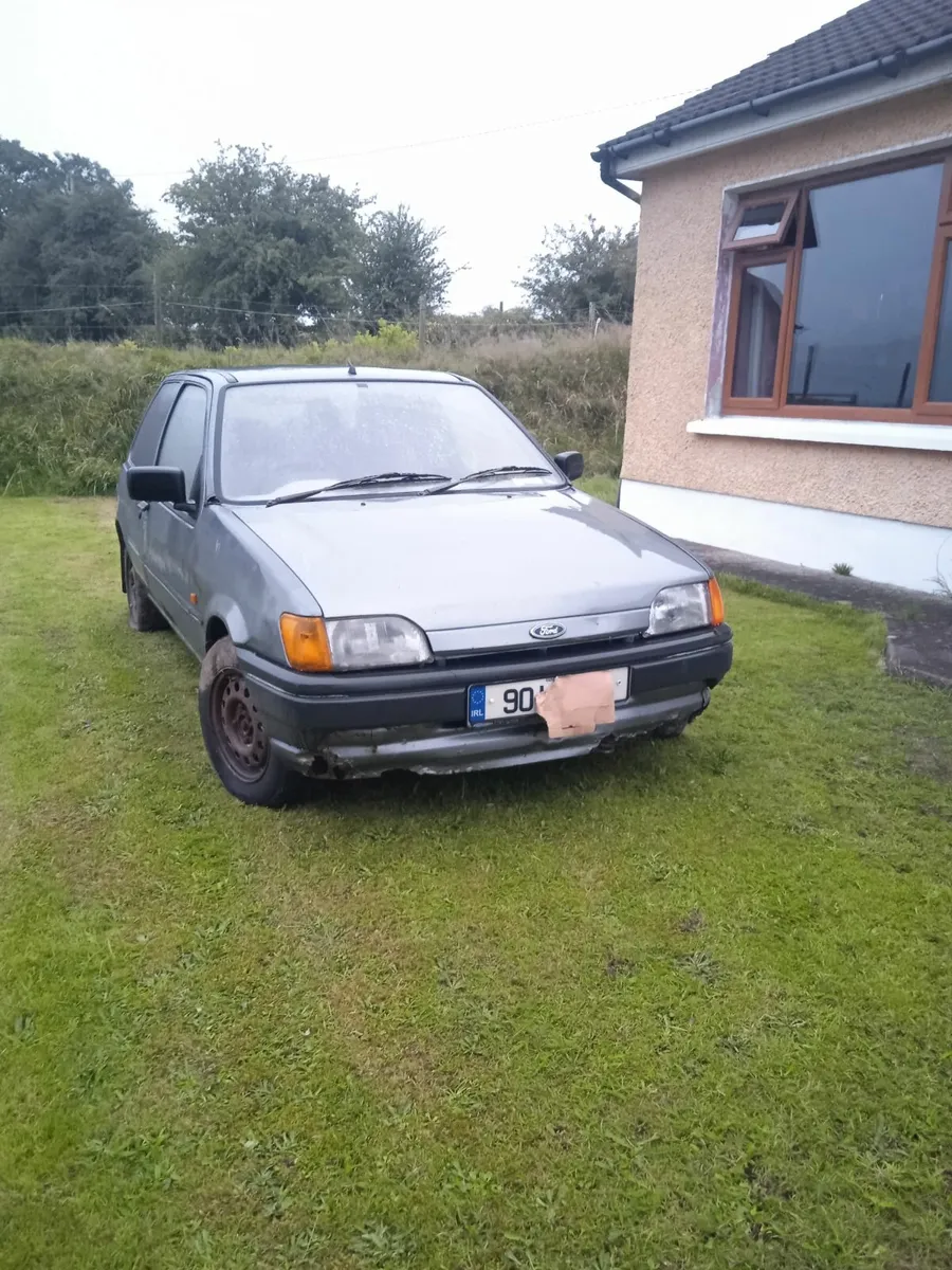 Ford Fiesta 1990 - Image 2