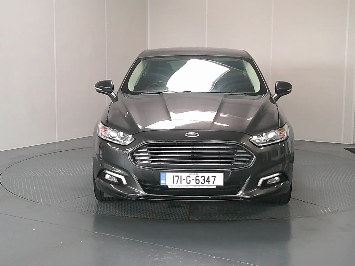 Ford Mondeo 2017 - Image 2