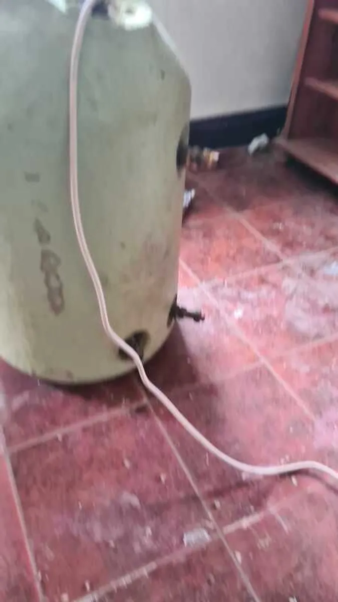 Insulated Hot water Immersion Tank - Image 2