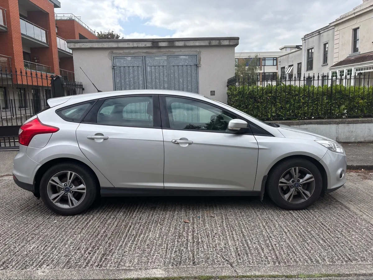 Ford Focus 2014 - Image 3