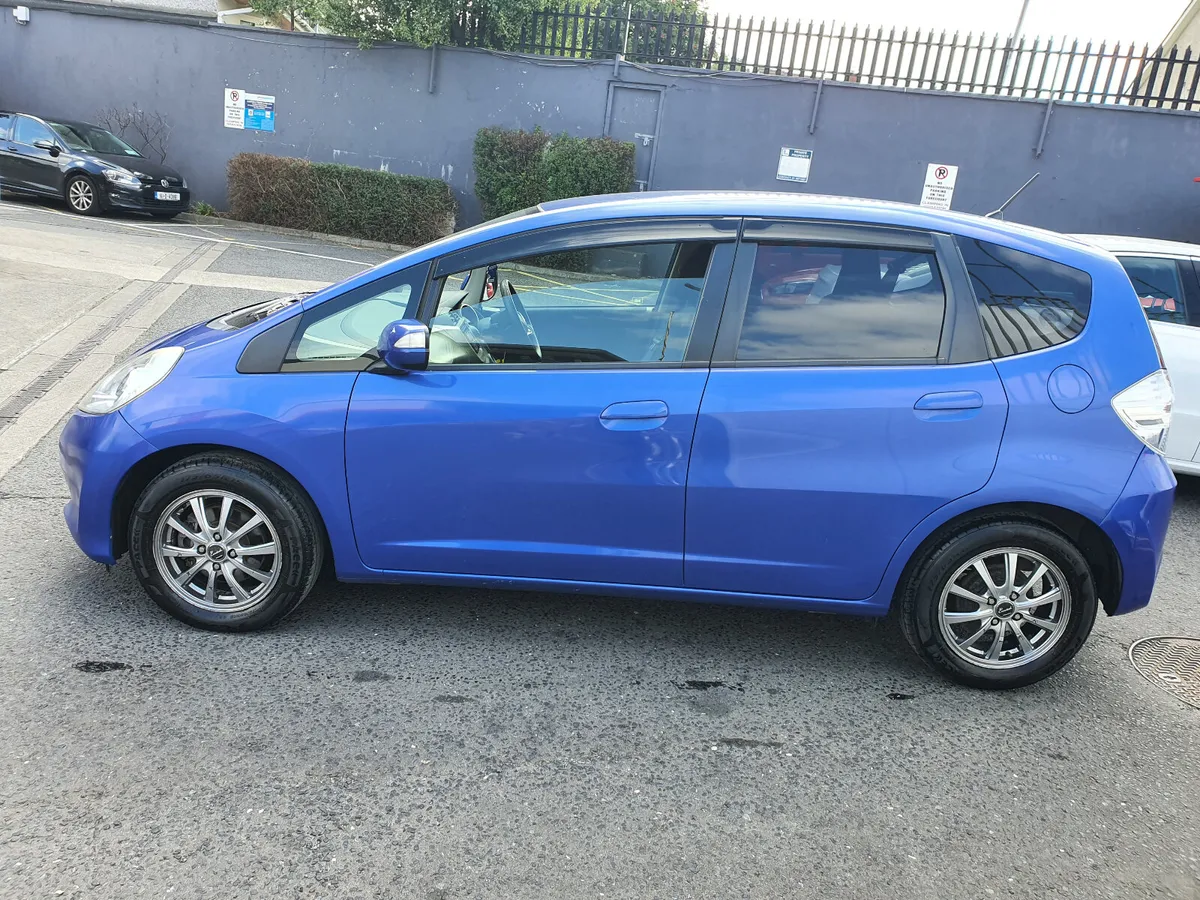 Honda Fit 2011 NCT AND TAX - Image 4