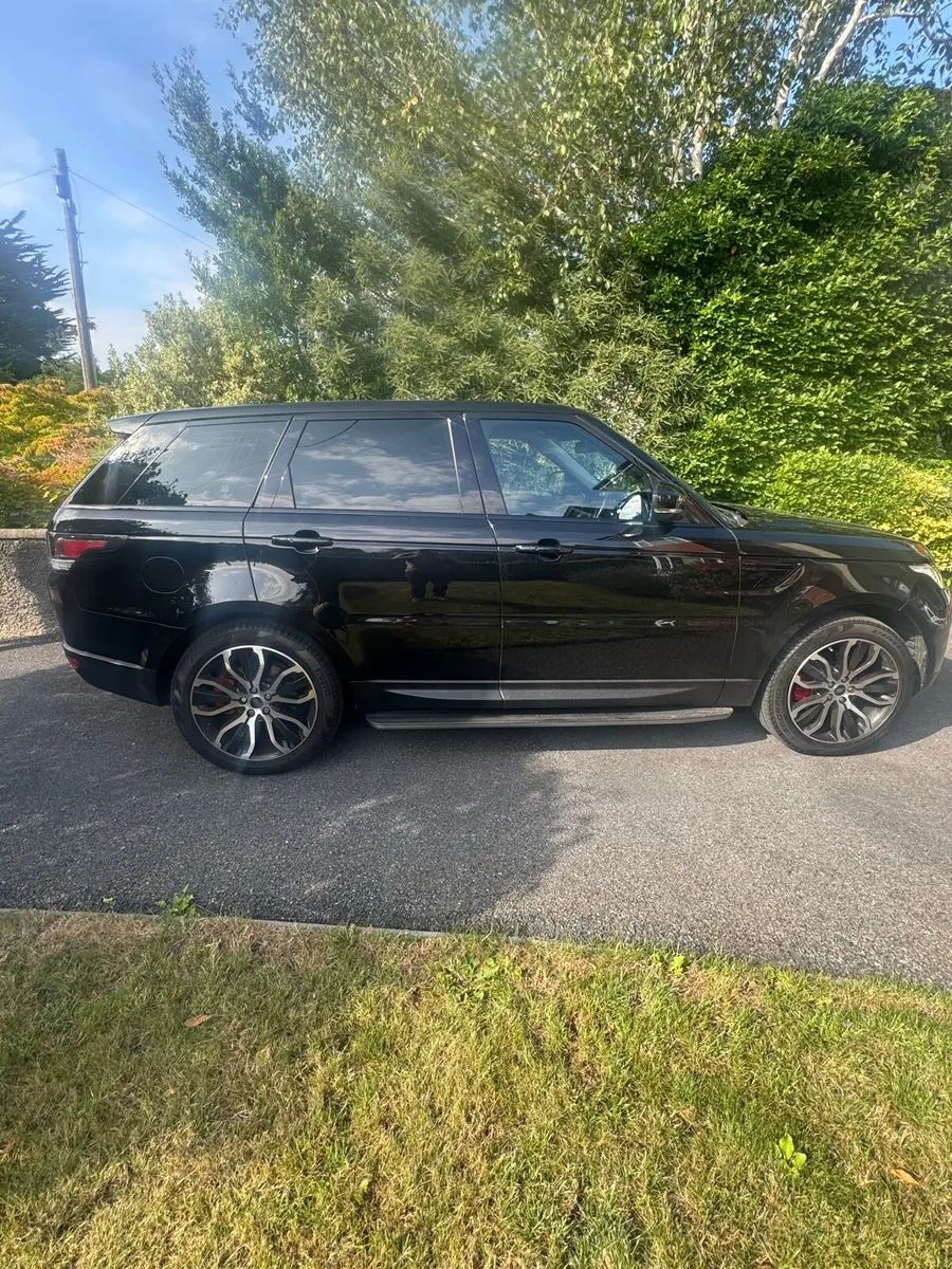 Range Rover - Image 1