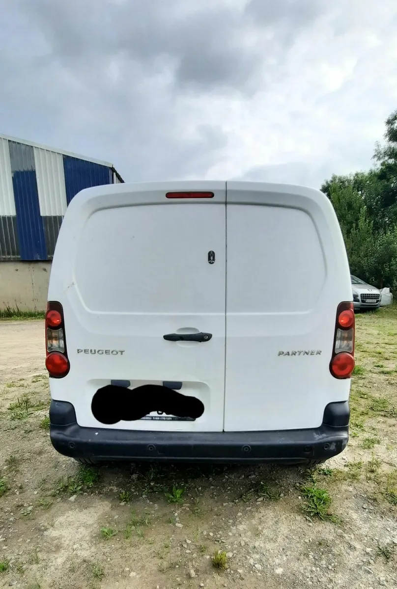 2017 Peugeot Partner - Image 3