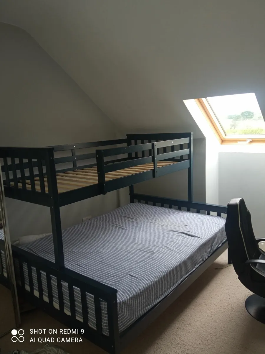Bunk beds 🛏️ - Image 1