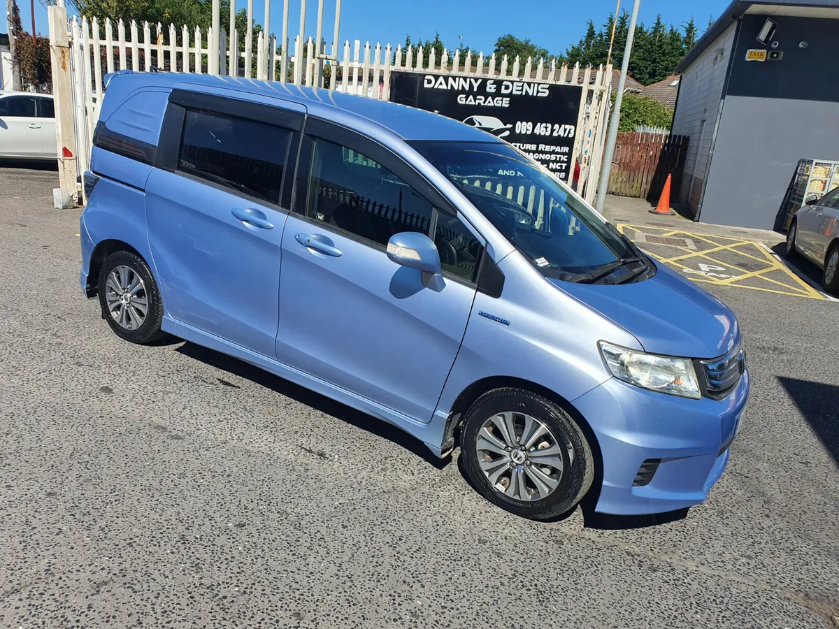Honda Freed 2012 5 Seater with New NCT FREED SPIKE - Image 1