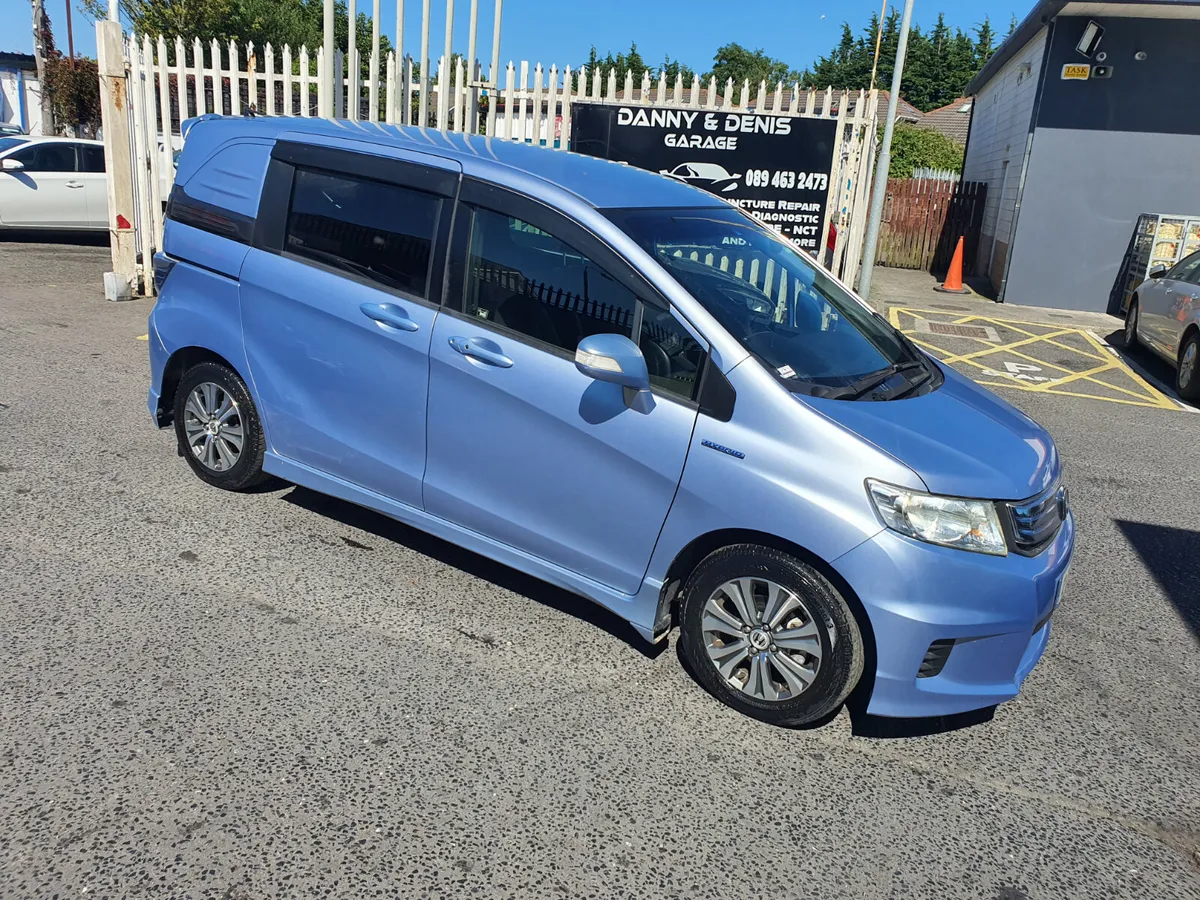 Honda Freed 2012 5 Seater with New NCT FREED SPIKE - Image 2