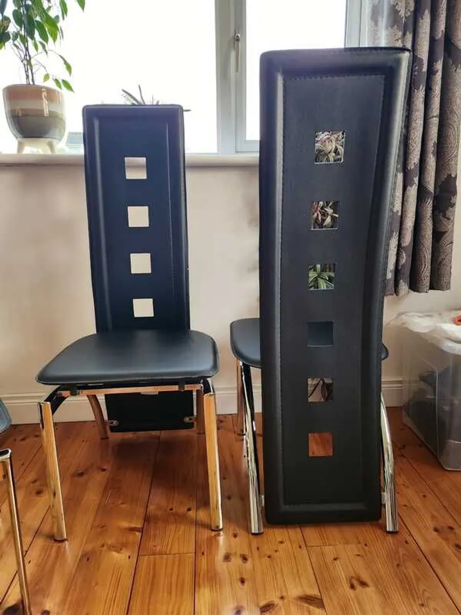 Dining chairs - Image 1