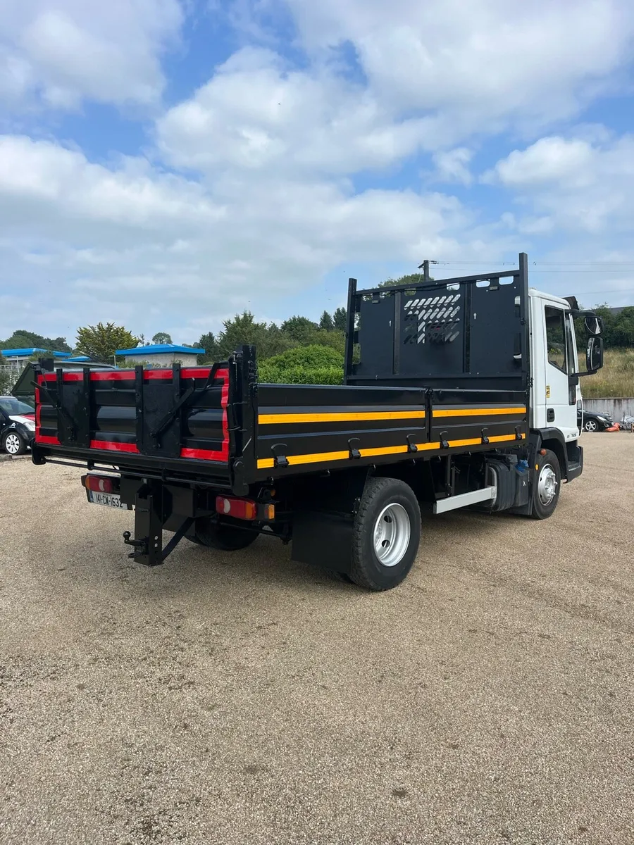 Iveco Eurocargo Tipper - Image 2