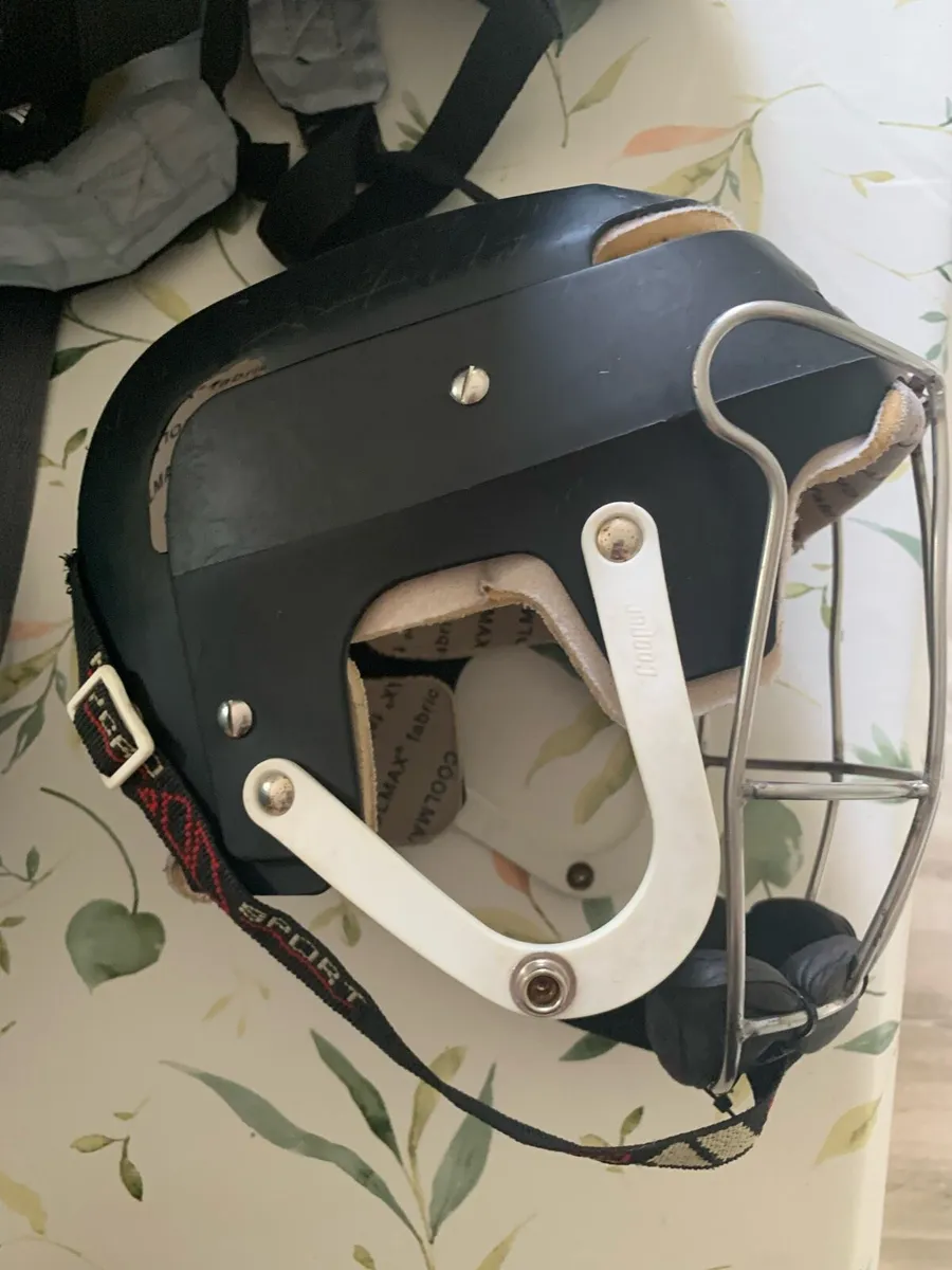 Black cooper and old style guard - Image 1