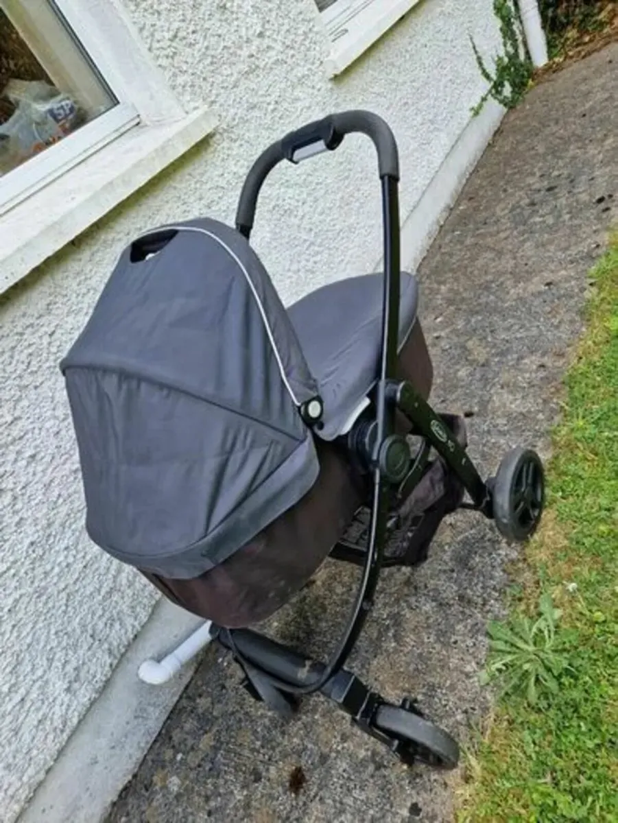 GRACO all in One PRAM & BUGGY. Plus Rain Cover - Image 2