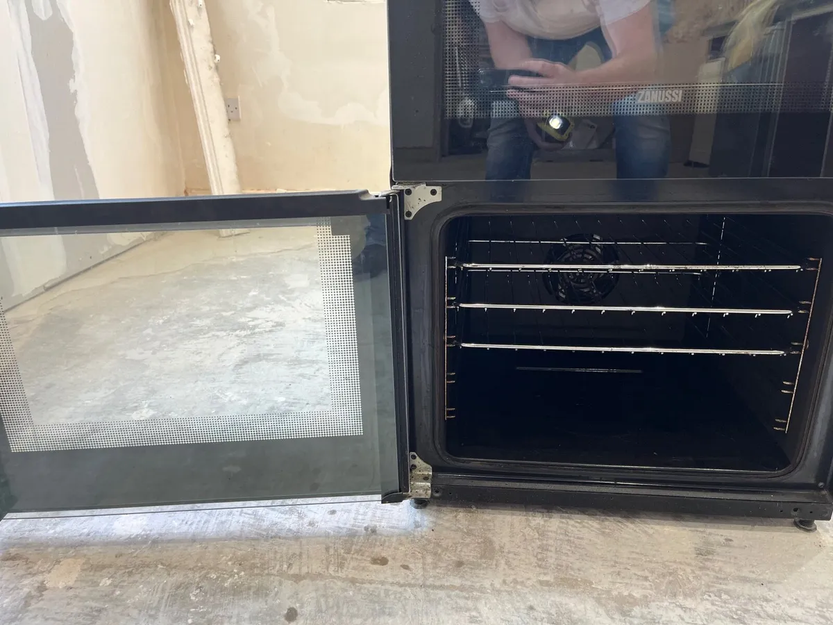 Cooker & Hob - Image 4