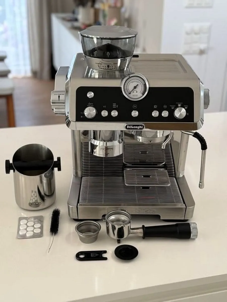 De'Longhi La Specialista Prestigio EC9355.M - Image 1