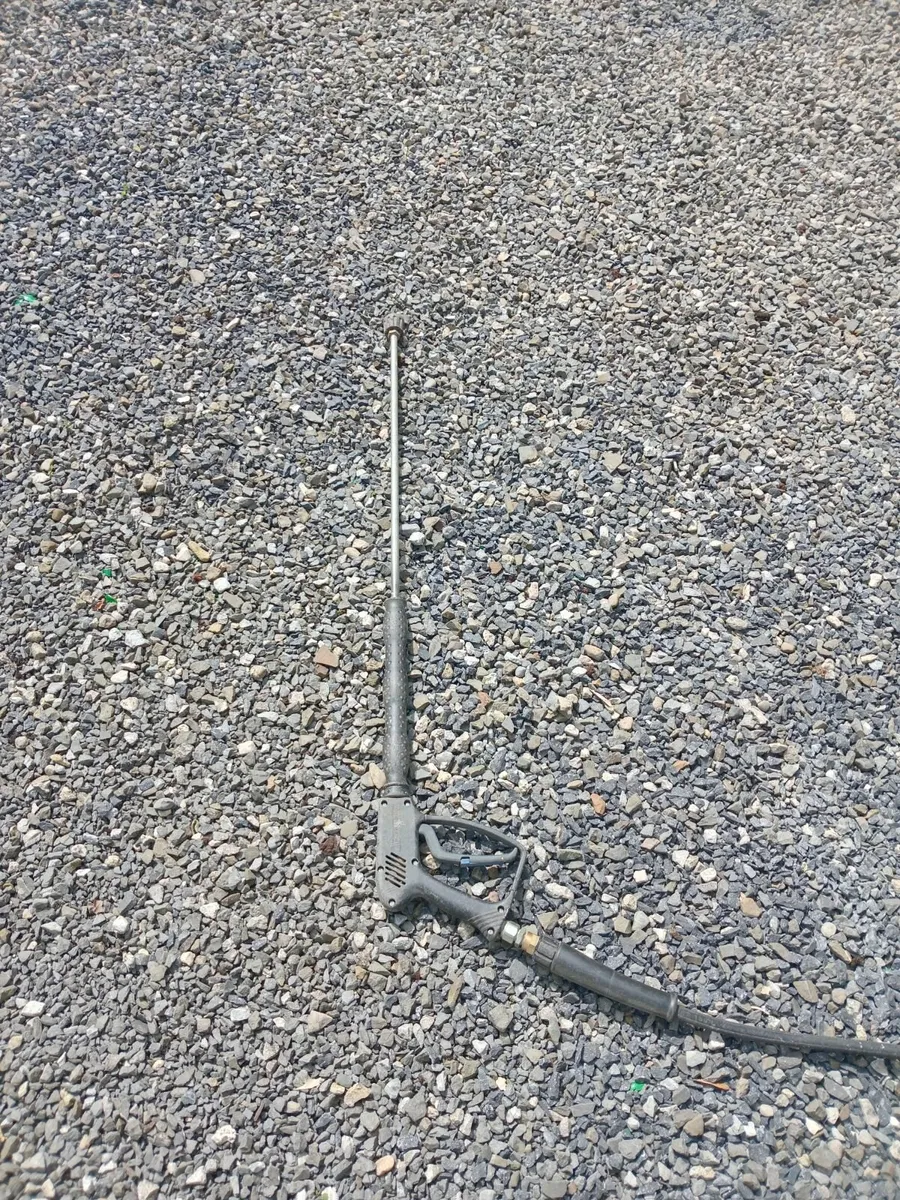 Lance and hose - Image 3