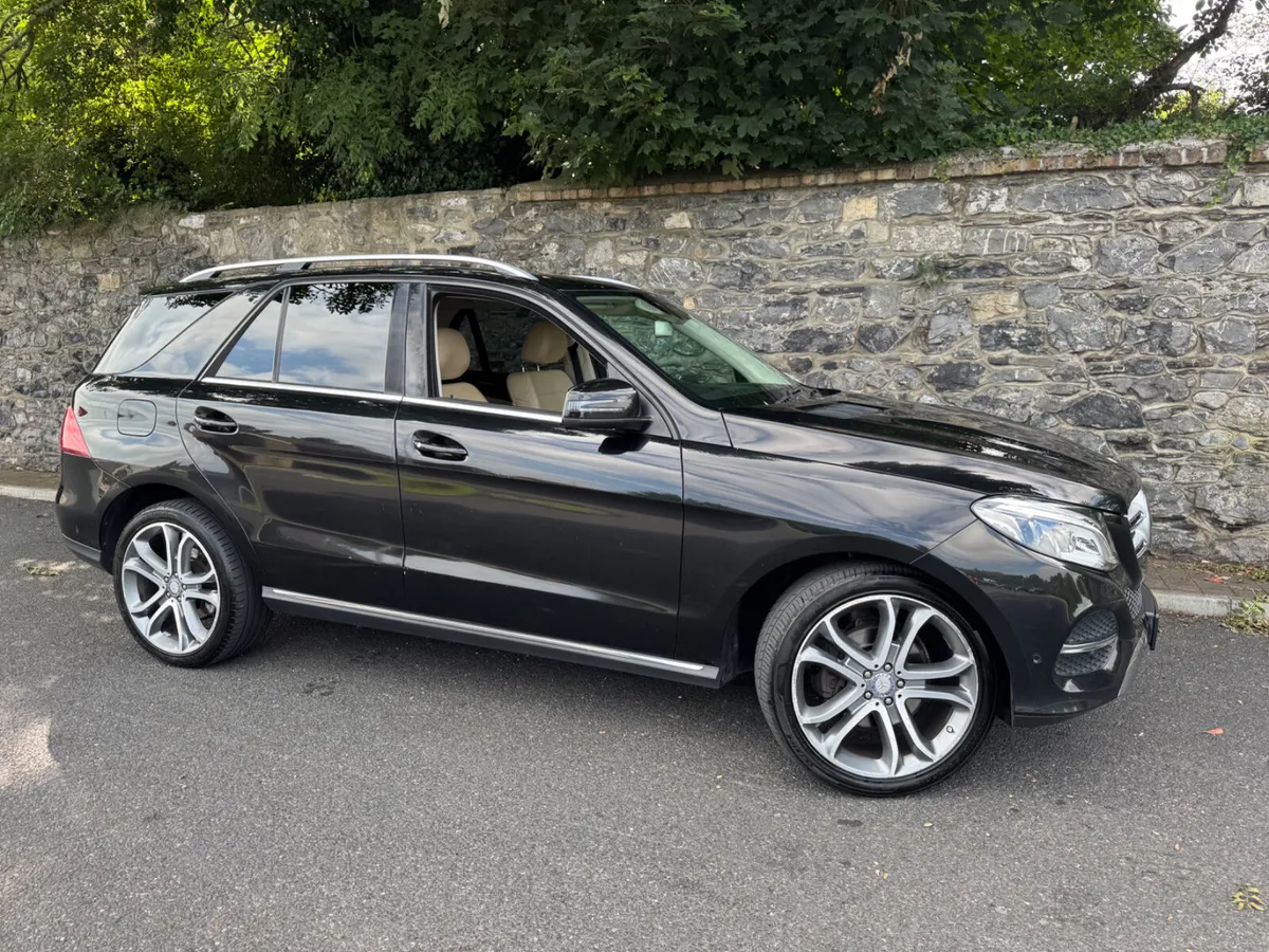 Mercedes-Benz GLE 2017 - Image 3