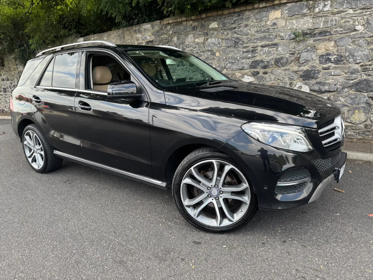 Mercedes-Benz GLE 2017 - Image 1