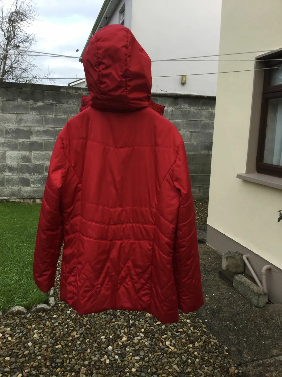 New Ladies Jacket from TWIST Brand, Size Large - Image 4