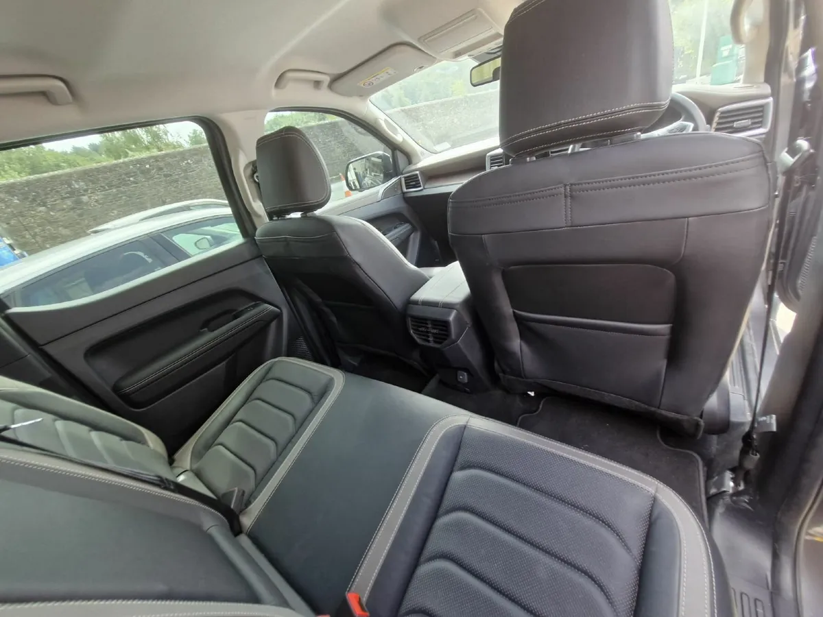 Volkswagen Amarok 2023 - Image 3