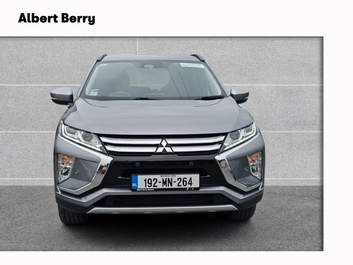 Mitsubishi ECLIPSE CROSS Ecli Intense 6MT 4DR - Image 2