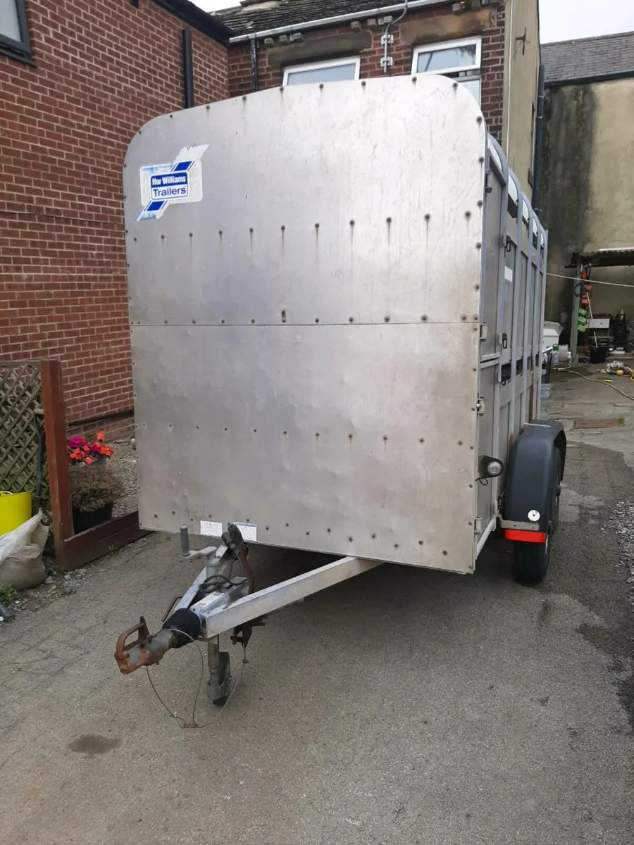 Ifor William's 10x5 livestock SALE PENDING - Image 2