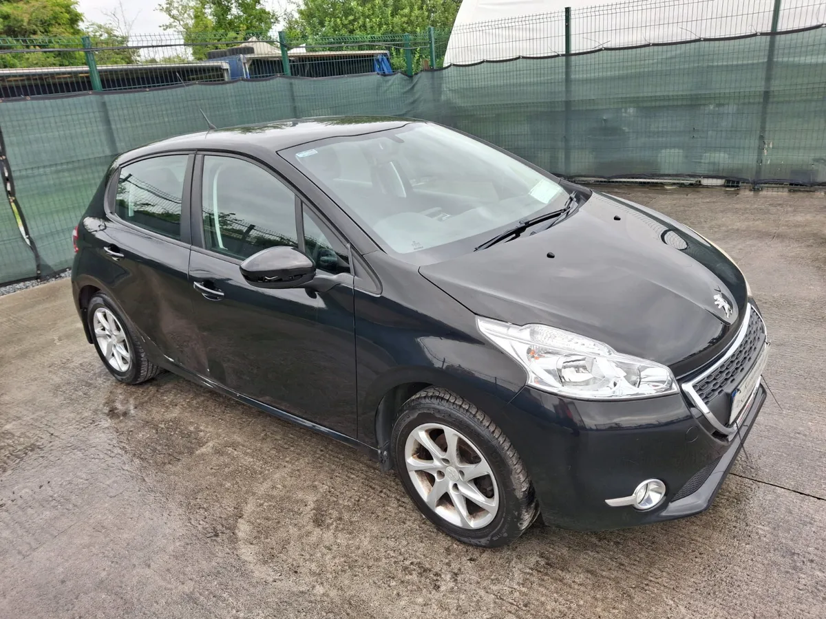 2012 Peugeot 208  1.2 Petrol - Image 4