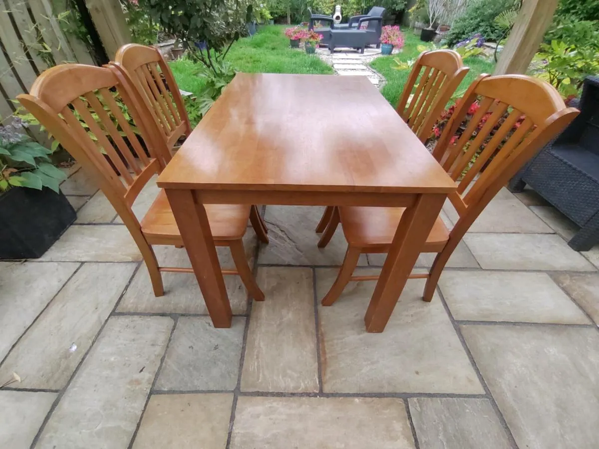 Small kitchen dining table - Image 1