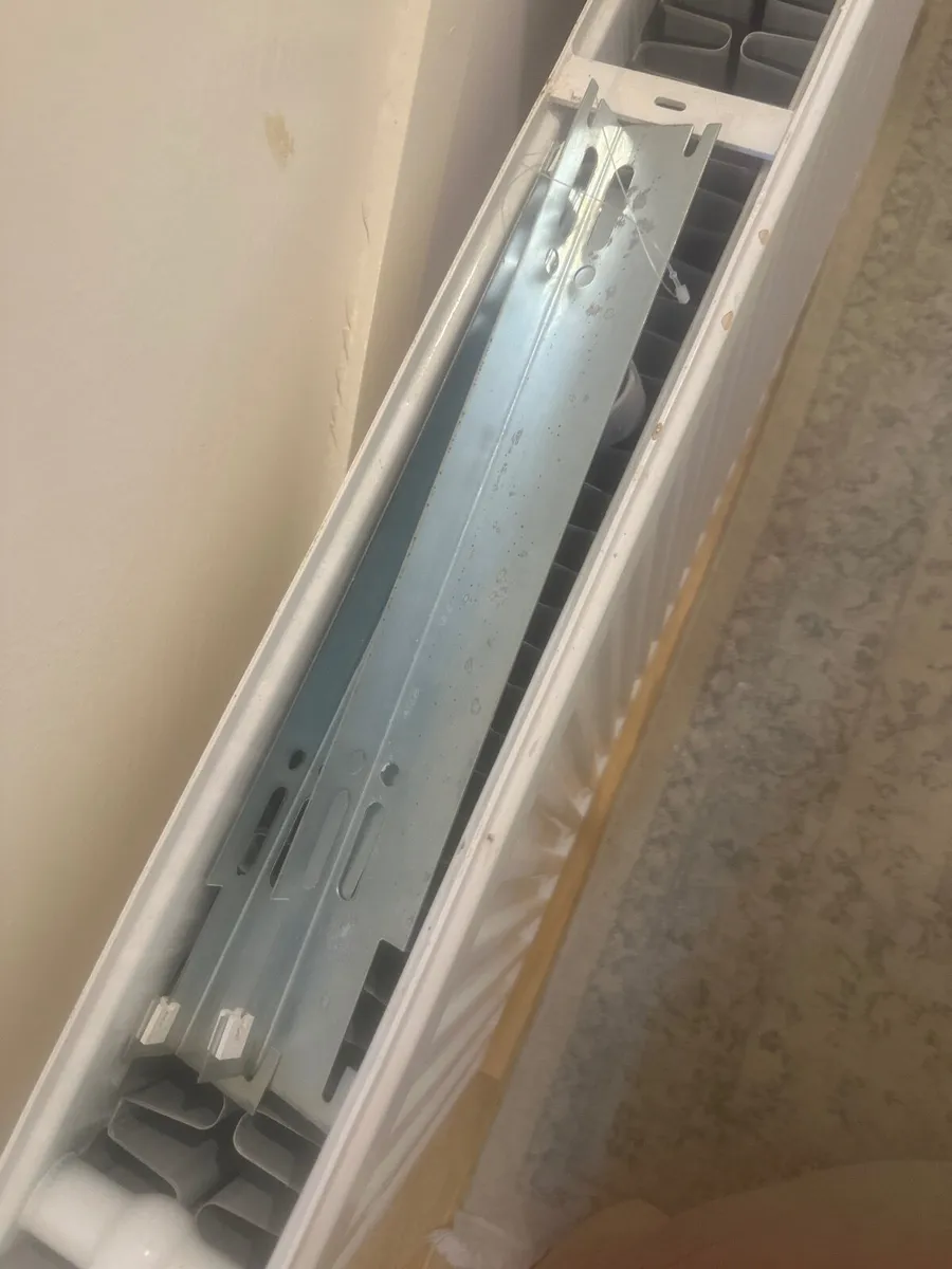 Used radiator 90 x 50 x 11 cm - Image 3