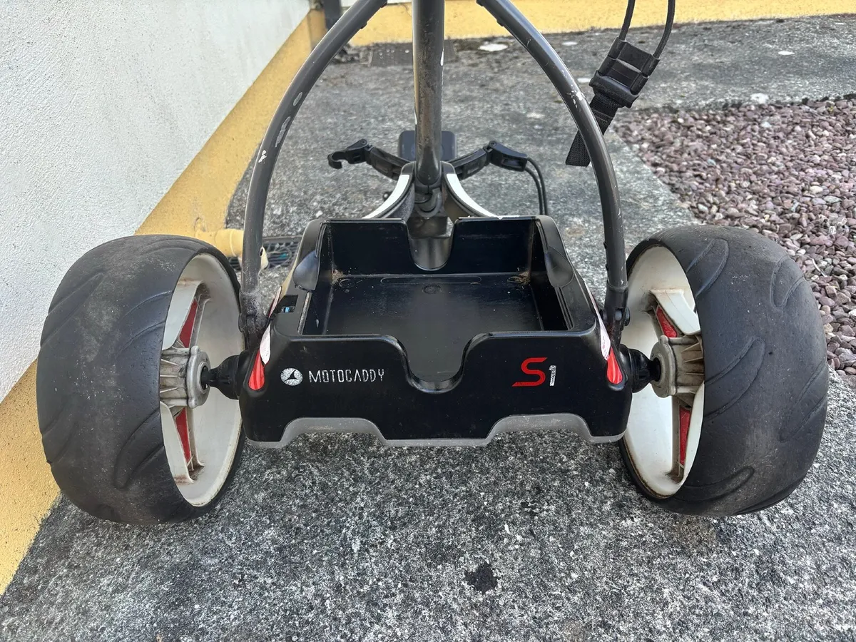 MotoCaddy S1 Electric Golf Trolly - Image 1