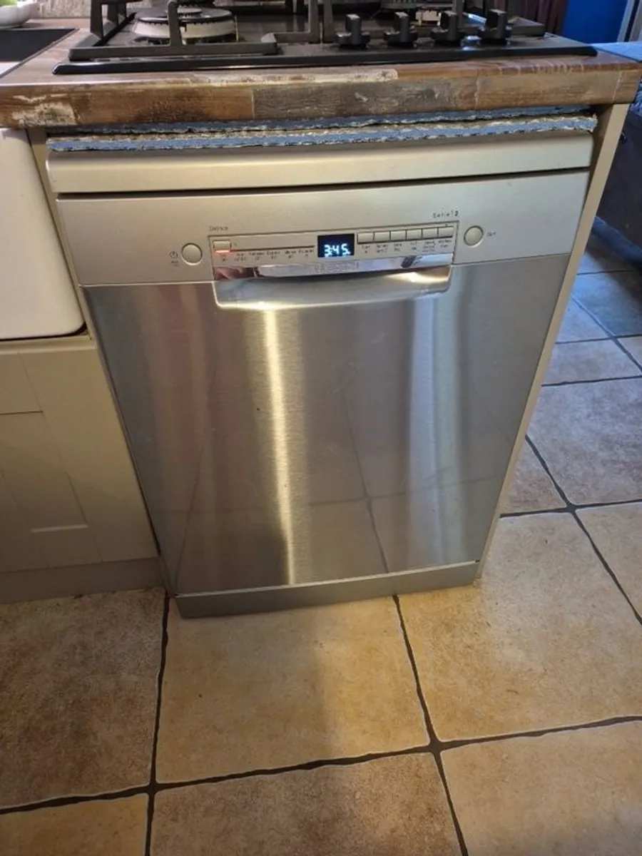 Dishwasher - Image 1