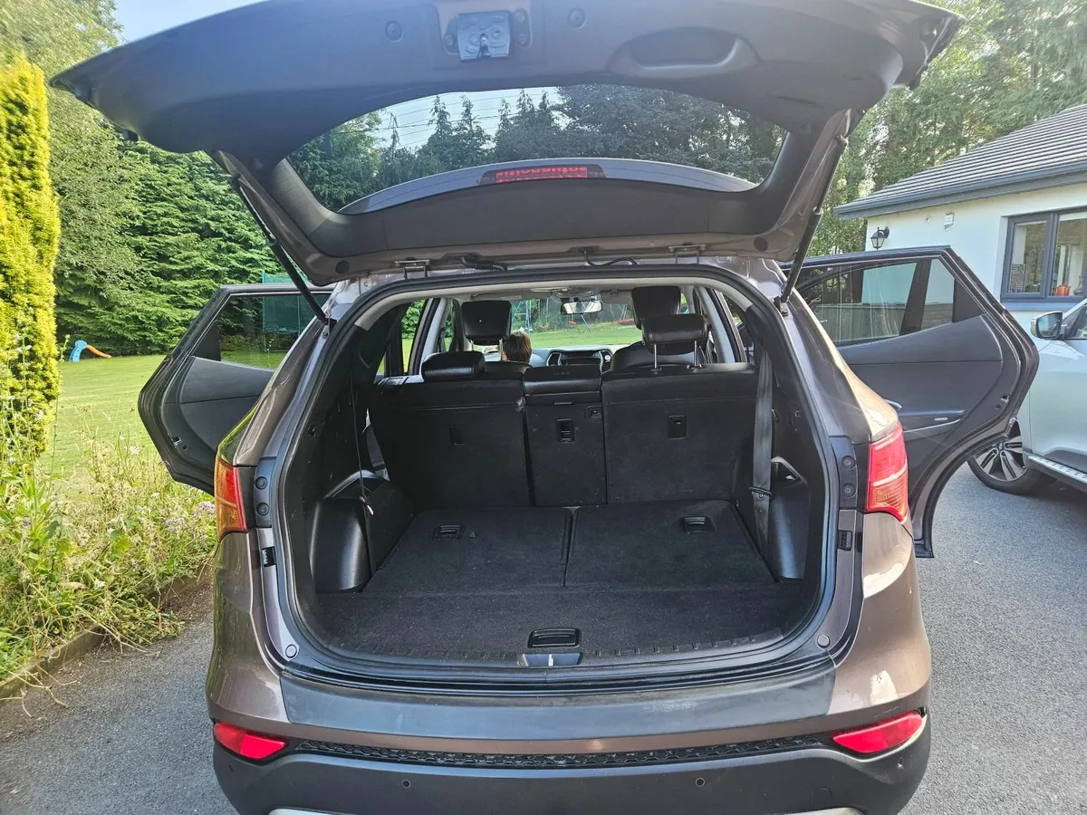 Hyundai Santa Fe 2013 - Image 4