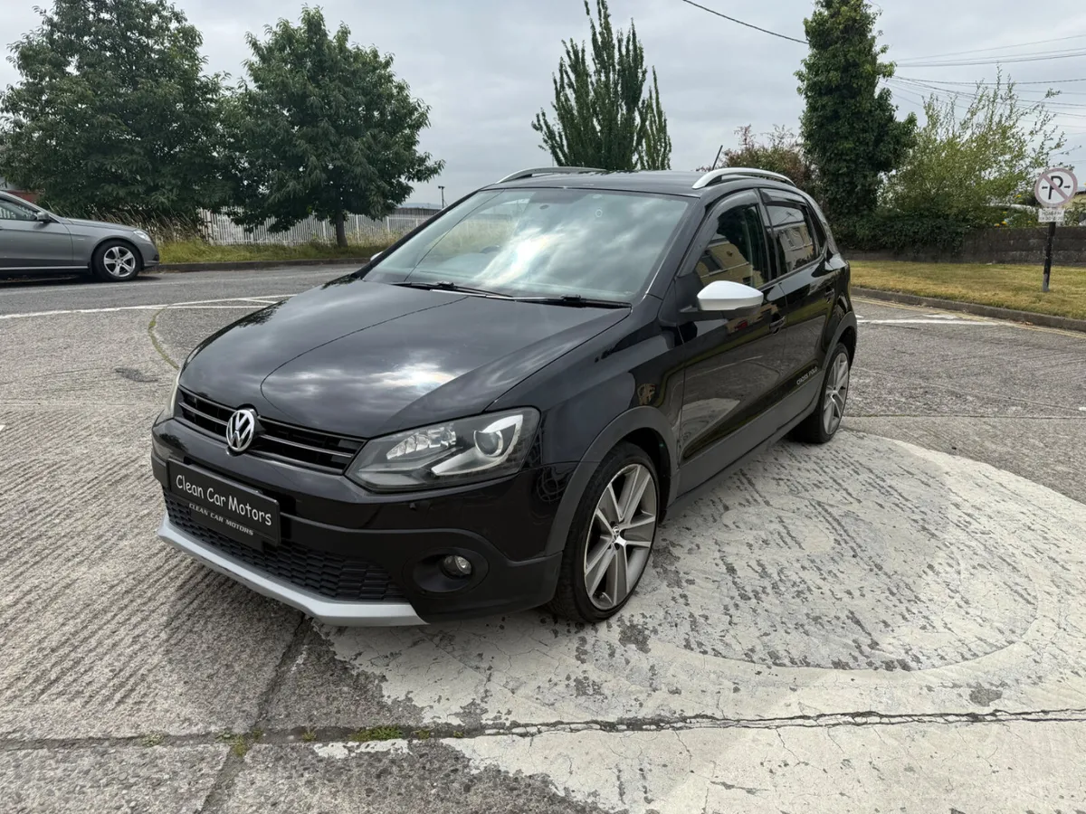 Volkswagen Polo Cross 2012 Auto - Image 2